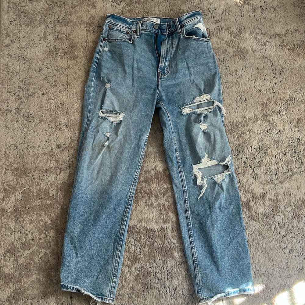 Abercrombie curve love straight leg Jean